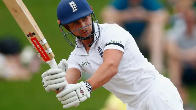 新疆队打出 新疆队打出